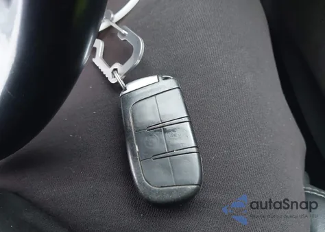 2015 Chrysler 300 300S из США, поврежденный, VIN 2C3CCABG3FH872492